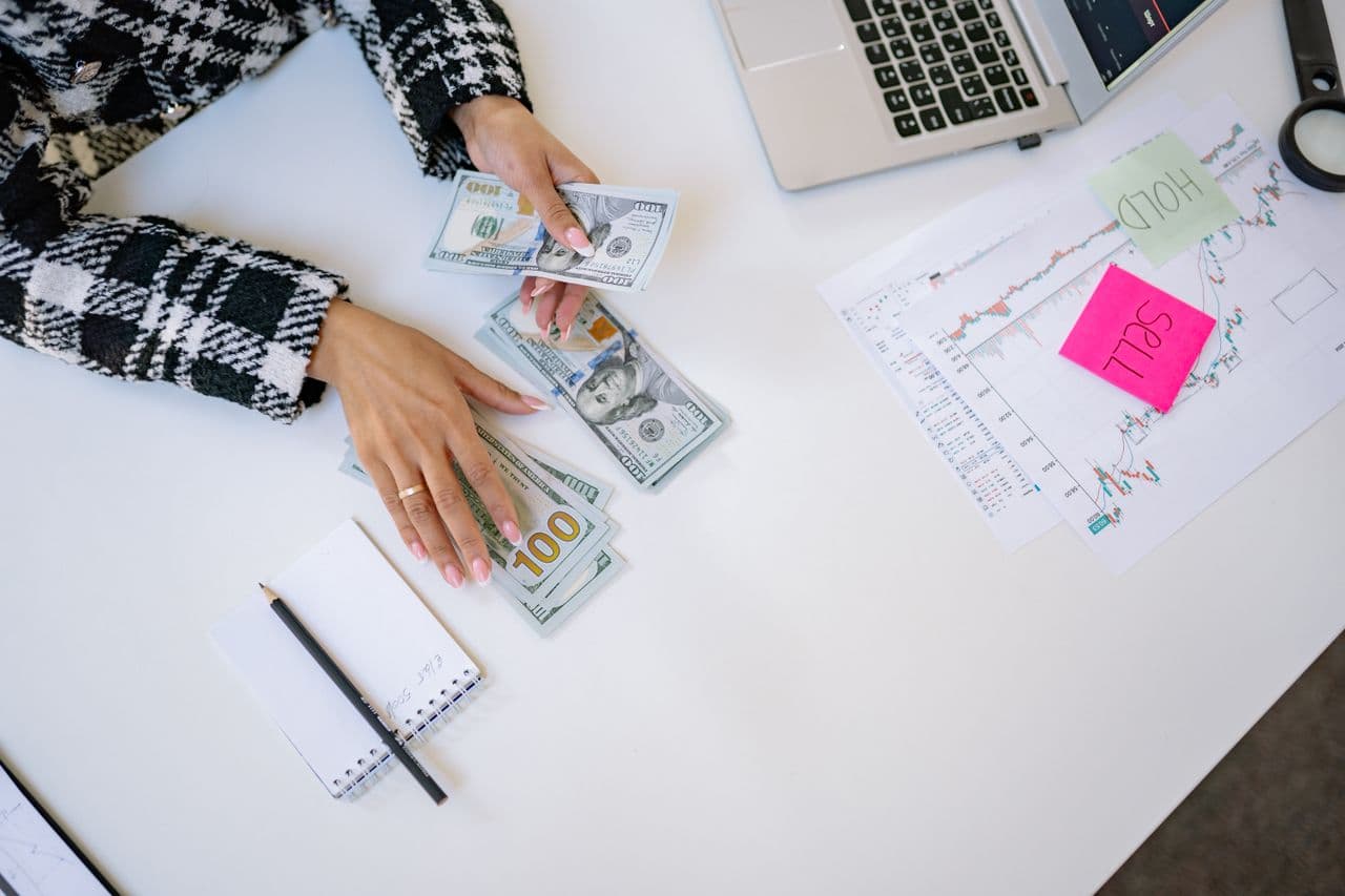 25 Hassle-Free Real Estate Investing Statistics for 2026