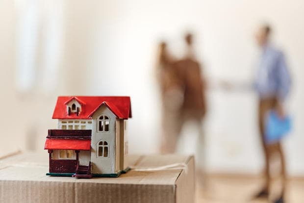 HELOC vs. Home equity loan: Which is better to buy a second home?